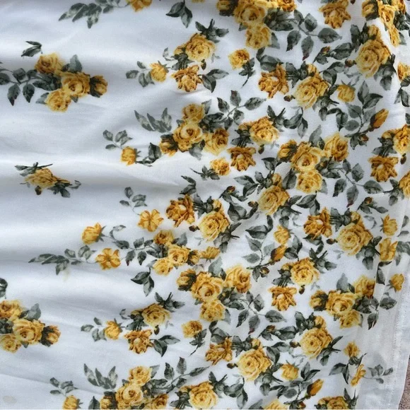 Siren Lily Floral Dress with Yellow Accents - Picture 2 of 8